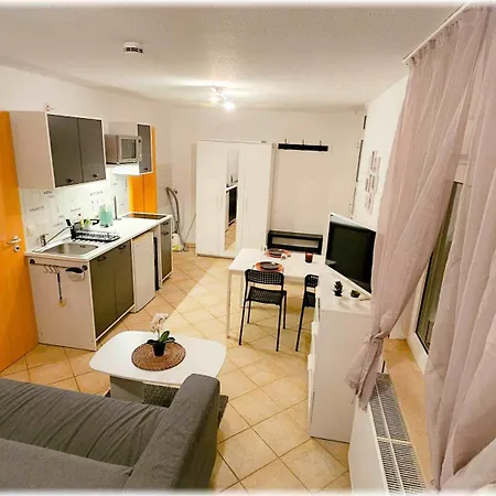 Appartamento & Sleep / Enzkreis Monsheim (Enz)